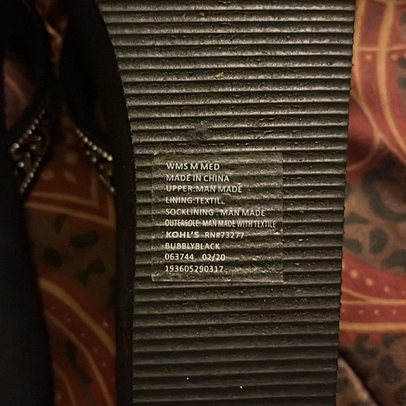 Black SO platform wedge flip flops size medium - Picture 7 of 7